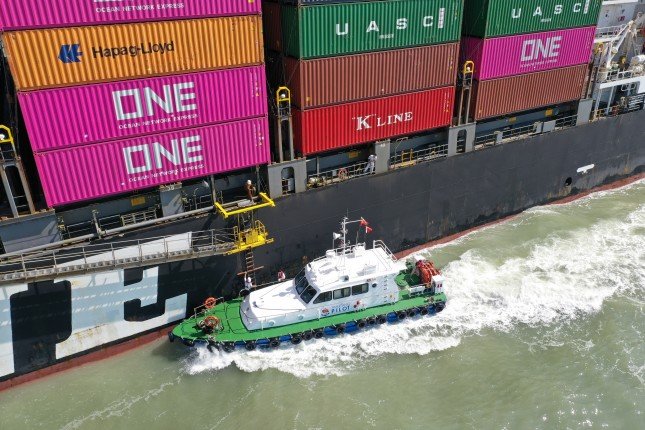 GIẢM TỐI THIỂU 10% GIÁ DỊCH VỤ HOA TIÊU HÀNG HẢI CHO CÁC TÀU BIỂN MANG CỜ QUỐC TỊCH VIỆT NAM